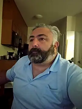 MacGuyver20 online show from March 28, 3:40 am