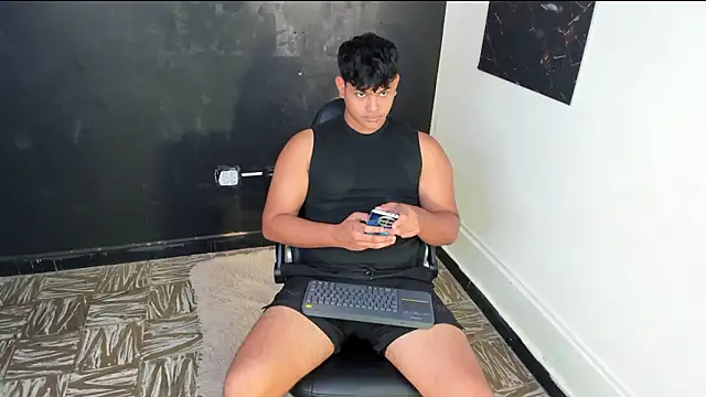 Nicole and thiago1 online show from February 20, 9:05 pm