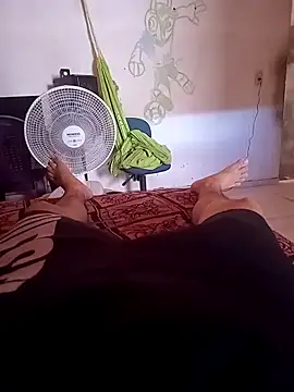 JOHN PAUZUDO online show from January 8, 3:50 pm