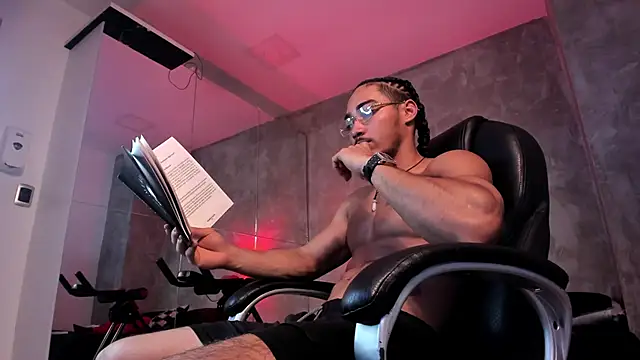 Maximo Zahir online show from January 11, 7:28 pm