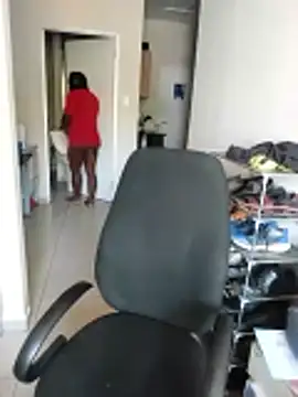 Bra-G online show from April 11, 8:18 am