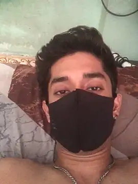 karan72819 online show from March 17, 5:43 am