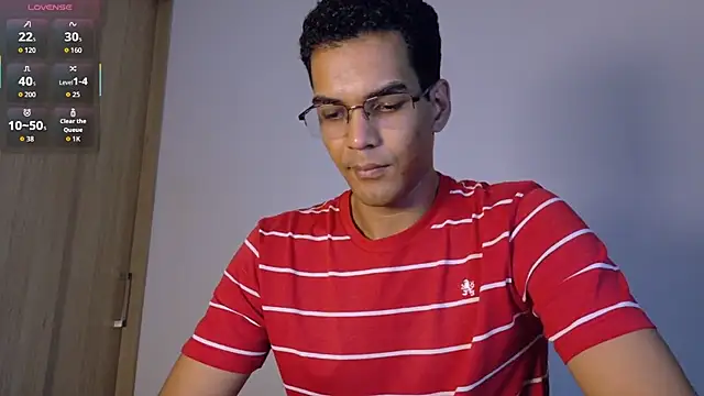 Pikashu7u7 online show from February 13, 3:02 am