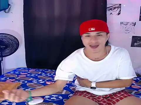 YourSecretCraving online show from March 4, 1:34 am