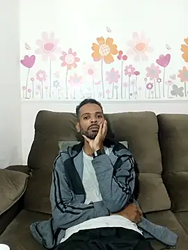 moreno alpha br online show from May 31, 8:10 pm
