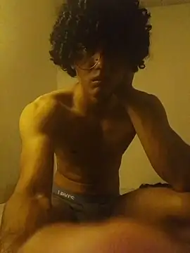 cutetwinkldr online show from January 13, 4:50 am