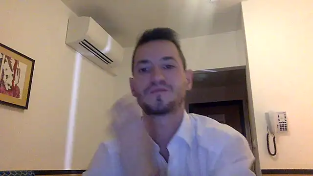 batschi0512 online show from January 15, 11:18 pm