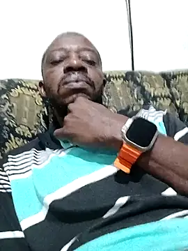 Negaomalinha1 online show from April 13, 7:20 am