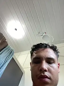 Wellington00  online show from January 14, 9:07 pm