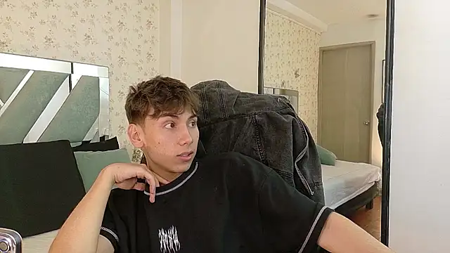 Liam Noxx online show from January 13, 6:34 pm