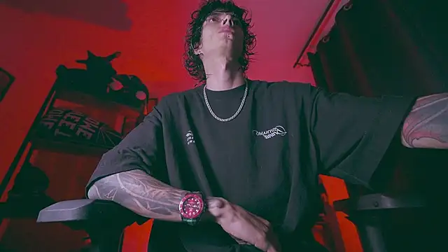 Olliver   y online show from April 17, 1:19 am