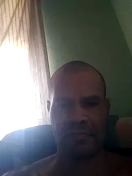 ferreirasantos123 online show from January 14, 11:37 am