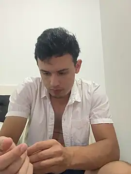 Keylerth  online show from February 4, 11:00 pm