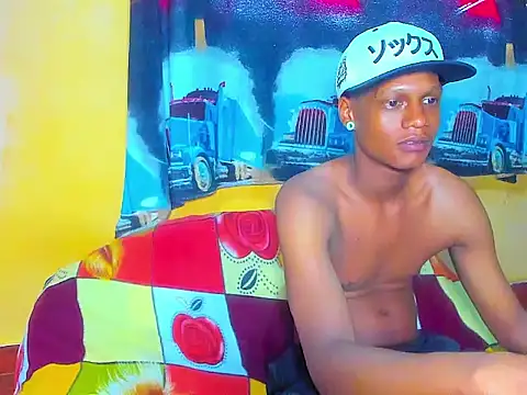 aunstin mohamme online show from April 16, 9:39 pm