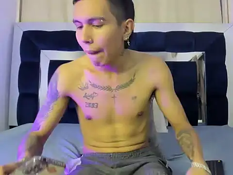 Scook Gray  online show from March 16, 6:17 am