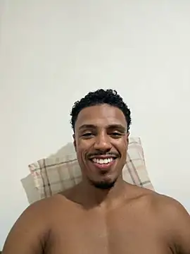 LorenzoBlack27 online show from April 11, 2:41 am