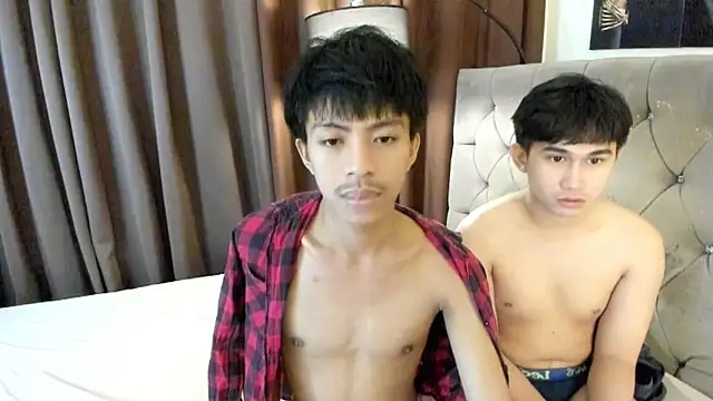 davincihugecock online show from February 9, 5:39 pm