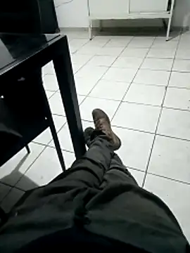 Emilio5000 online show from March 31, 5:20 am