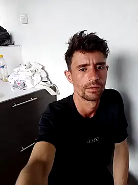 torvyHot online show from April 17, 7:16 pm