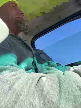 sofnhornyforu online show from January 15, 7:49 pm