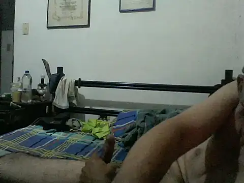 guevo14cm3 online show from March 25, 3:32 am