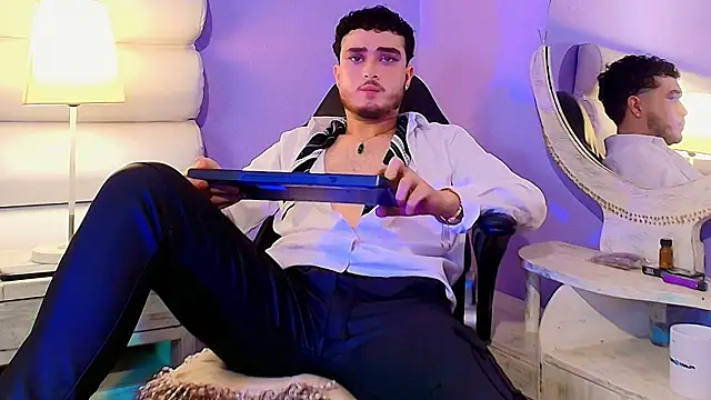 Salvattore Muller online show from February 1, 7:07 am