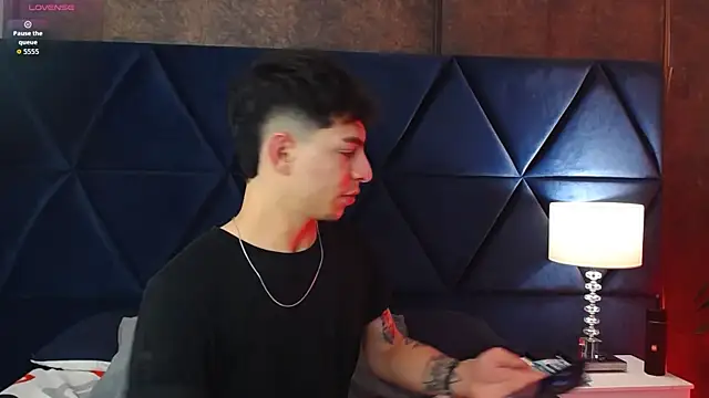 Logan Woods online show from February 25, 7:59 pm