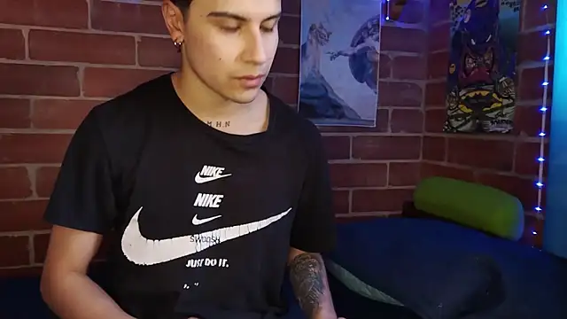 PaulDamico online show from February 10, 1:38 pm