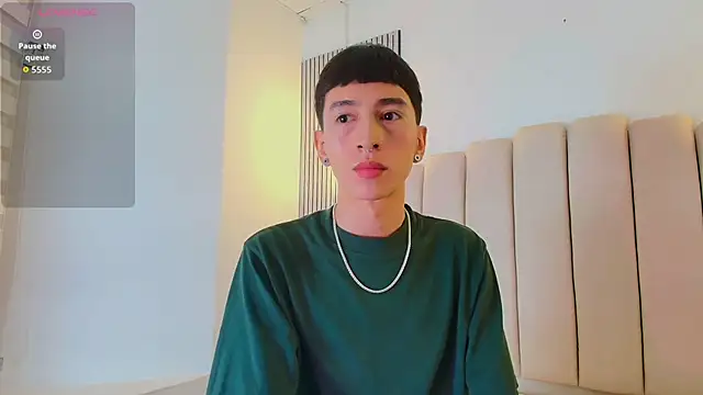 lian cameron online show from April 21, 3:56 am