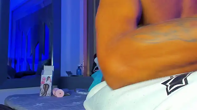 Rpoolrboy online show from March 19, 8:17 am