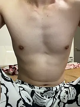 llkiki online show from April 13, 12:17 pm