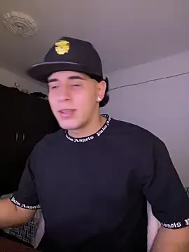 Maximuz1920 online show from April 27, 1:24 am