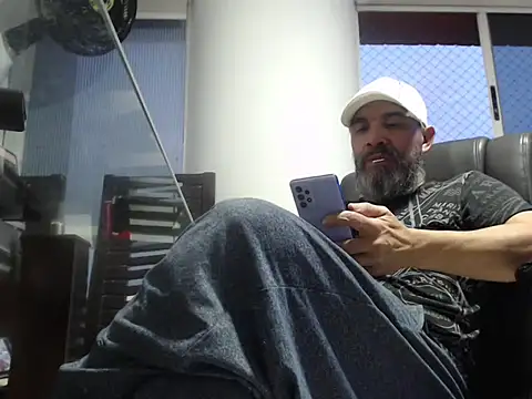 seriohetero19 online show from February 4, 11:22 pm