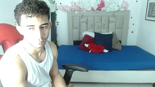 Caius fox online show from April 4, 11:18 am