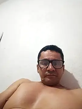 dilduarte26 online show from February 2, 12:53 am