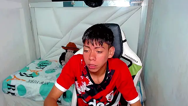 Liarr  online show from March 13, 8:15 pm