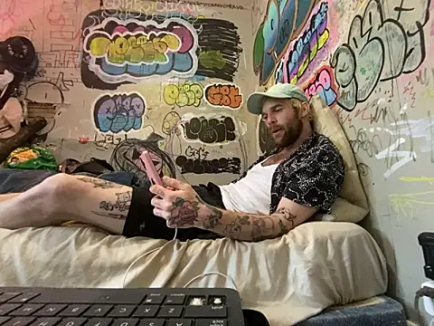 gothboiplzty online show from May 26, 3:08 pm