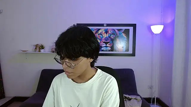 Maecum18 online show from February 18, 9:34 pm