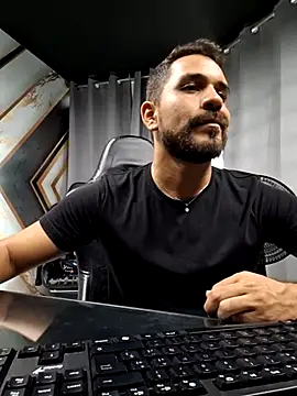 noa desire online show from February 22, 10:11 pm