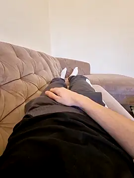 Vax1122 online show from February 2, 8:02 am