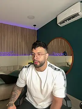 Jeremy Harden online show from March 1, 3:06 am