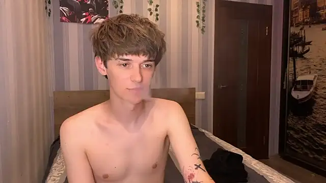 Sweet Dude online show from May 15, 6:27 pm
