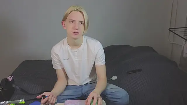 Ron Vilss online show from February 4, 7:47 am