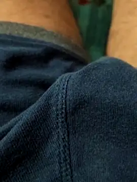 Mumbai handsom92 online show from March 25, 3:38 pm