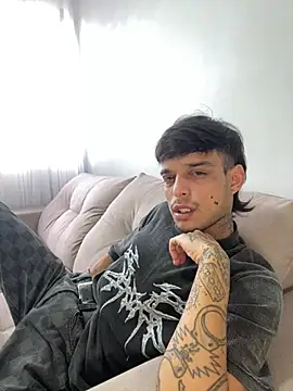 ruffvip online show from February 26, 6:42 pm