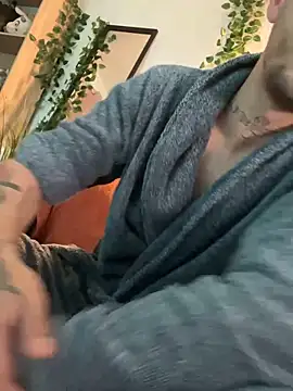 Piratee666 online show from April 13, 7:31 am