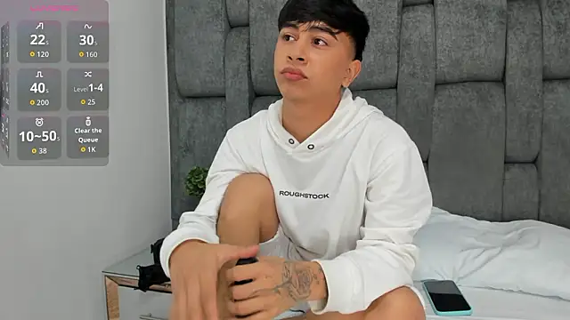 Tyler os online show from February 3, 9:42 pm