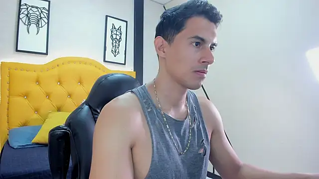 Mike Conors online show from March 3, 1:46 am