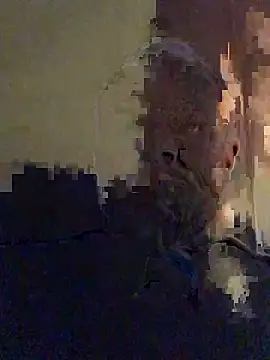 Snapshot of Tommyzzzzzz chatting on October 23, 4:05 am Tommyzzzzzz online show from October 23, 4:05 am