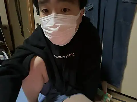 shizuku-kun211 online show from March 7, 7:55 pm